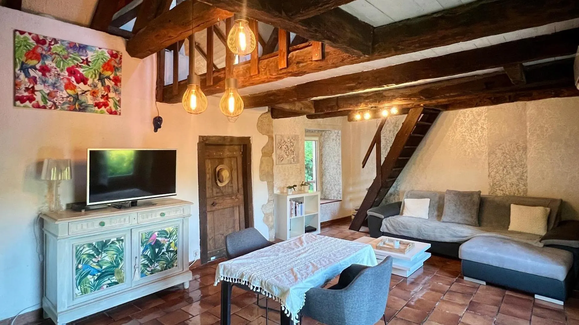 Holiday home Petite Maison Du Causse Salles-la-Source